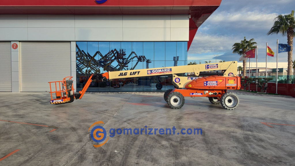 JLG M600JP